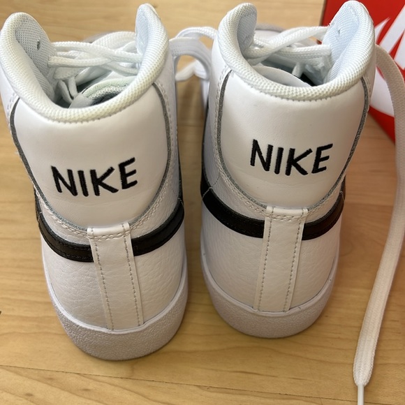 Nike Youth Blazer Mid ‘77 - Picture 4 of 6